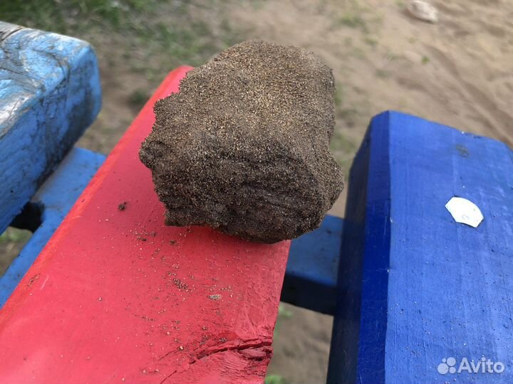 Кусок метеорита