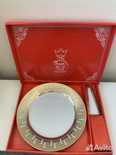 Блюдо для торта с лопаткой