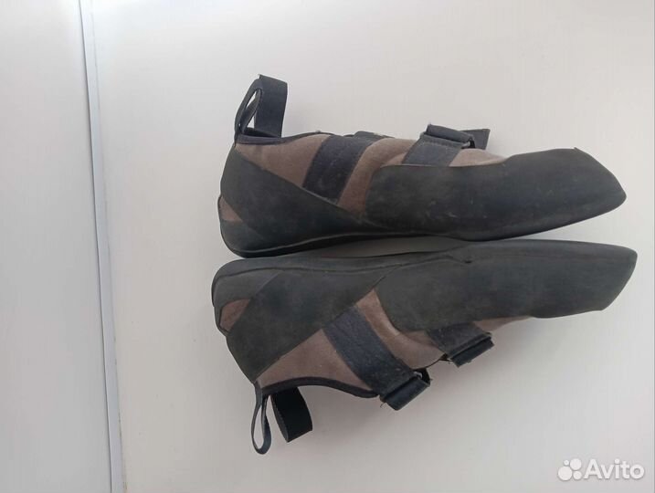 Скальные туфли 38