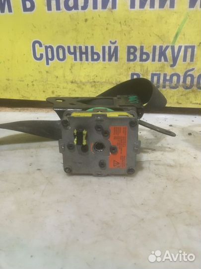 Ремень безопасности Toyota Yaris