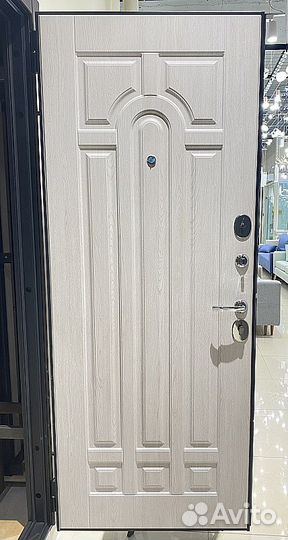 Дверь входная