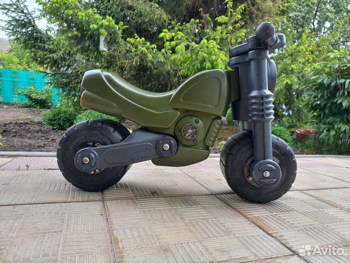 Беговел детский бу