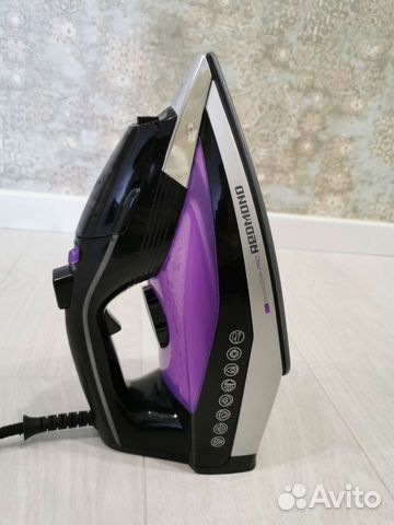 Утюг Redmond RI-C260