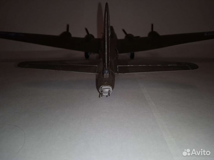 Revell 1/72 Boeing B-17