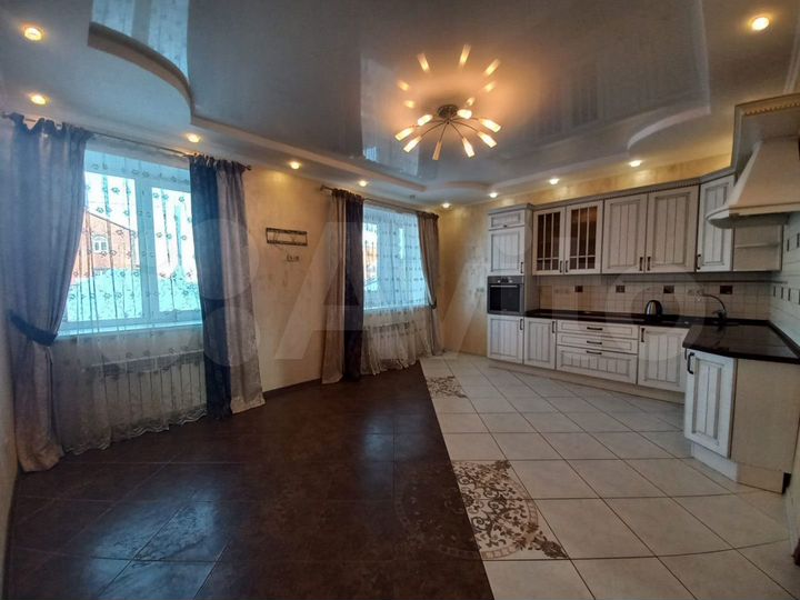 Таунхаус 116 м² на участке 5 сот.