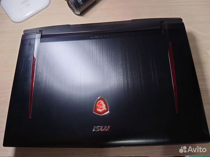 MSI gt75 titan