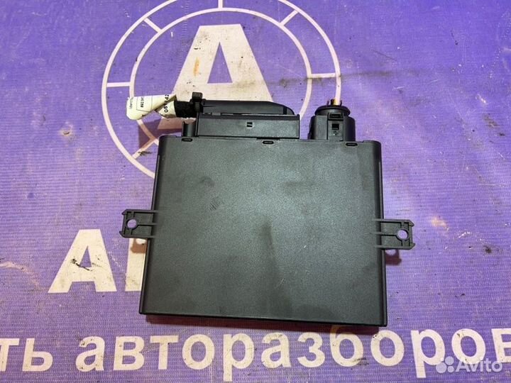 Блок центрального замка Volkswagen Touareg 7L GP