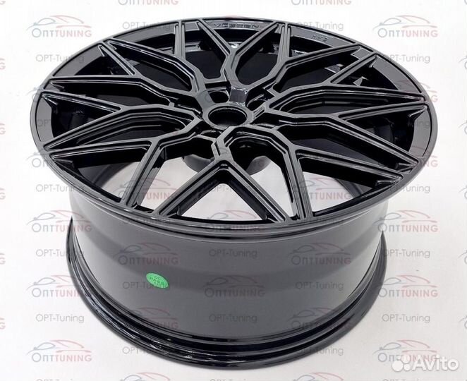 Диск кованый в стиле Vossen HF-2 R19 9.5J