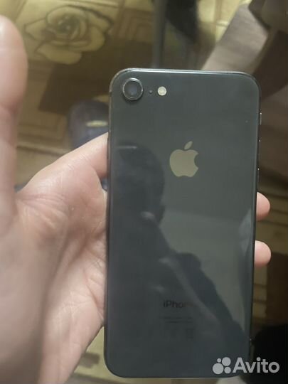 iPhone 8, 64 ГБ