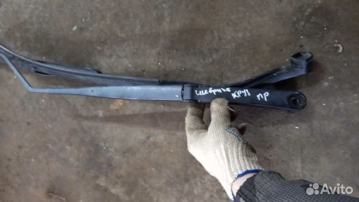 Поводки дворников Chevrolet Cruze седан