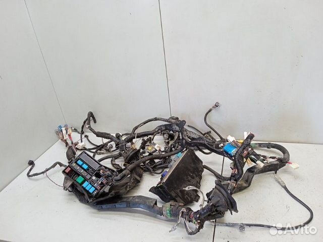 Проводка подкапотная Toyota Mark X X120 2.5 2007
