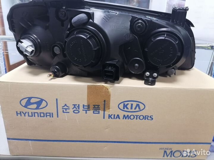 Фара передняя левая 92101-2D500