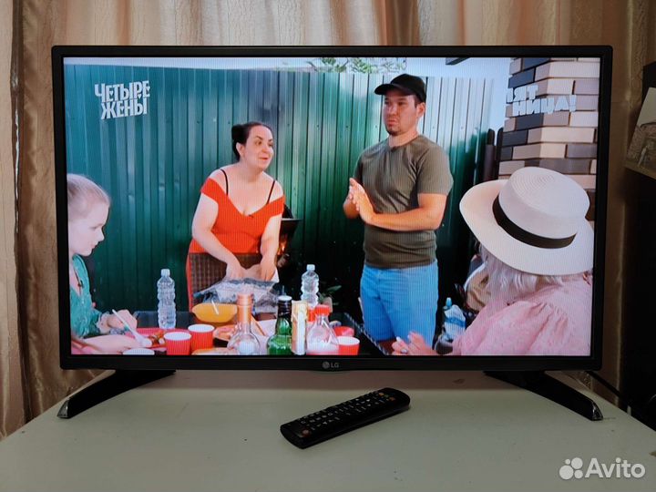 LED телевизор LG 32 дюйма