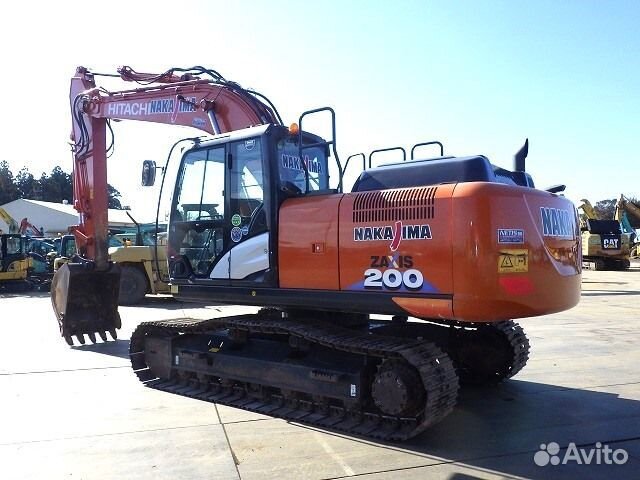 Гусеничный экскаватор Hitachi ZX200, 2019