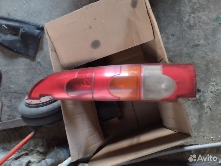 Фара renault kangoo