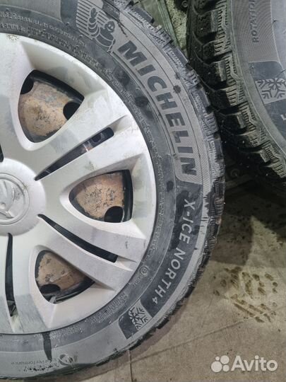 Шины зимние шипованные Michelin X-Ice North 4