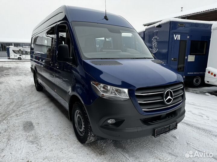 Mercedes-Benz Sprinter цельнометаллический, 2023