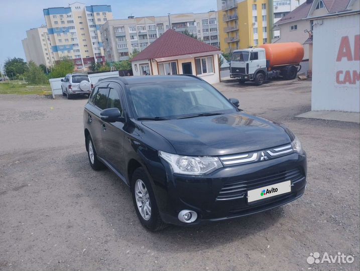 Mitsubishi Outlander 2.0 CVT, 2014, 134 000 км