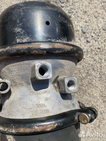 Энергоаккумулятор для полуприцепа барабан