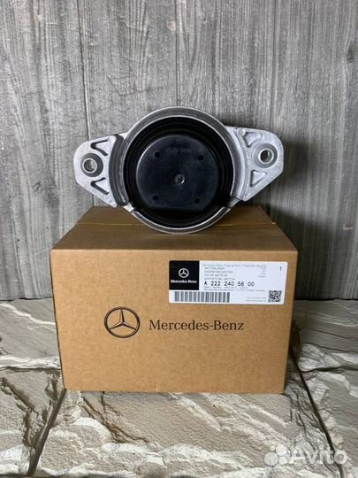 Опора двигателя Mercedes A2222405700