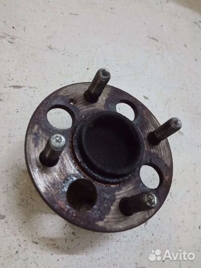 Ступица задняя правая Kia rio 3 Hyundai Solaris 1