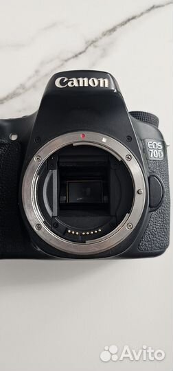Фотоаппарат Canon EOS 70D Body