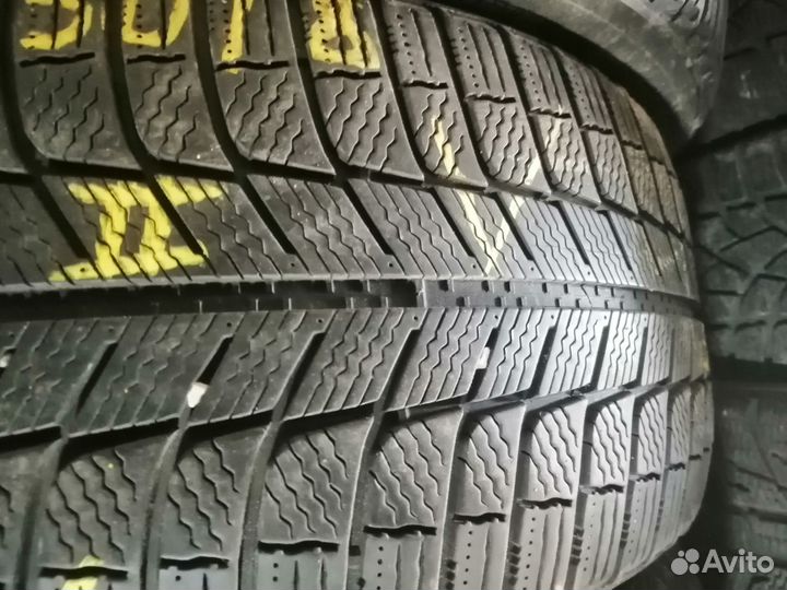 Michelin X-Ice 3 235/50 R18