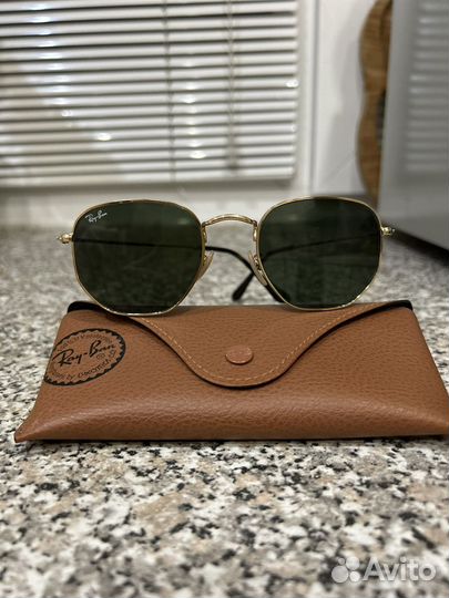 Солнцезащитные очки ray ban
