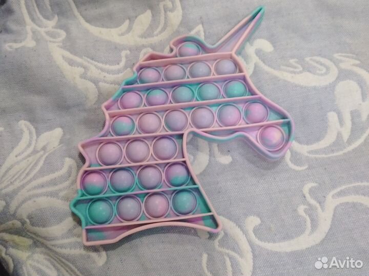 Поп ит единорог