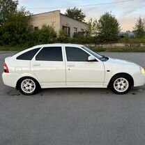 ВАЗ (LADA) Priora 1.6 MT, 2012, 136 000 км, с пробегом, цена 350 000 руб.