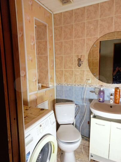 2-к. квартира, 49 м², 1/9 эт.