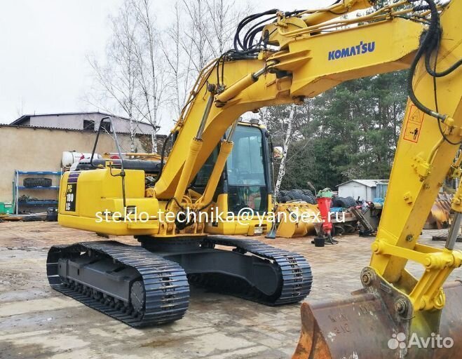 Дверное стекло на экскаватор Komatsu PC 200/300