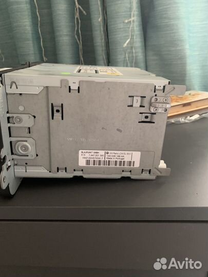 Штатная магнитола на volkswagen jetta 5