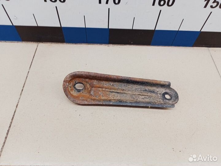 Кронштейн задней балки RAV 4 2013