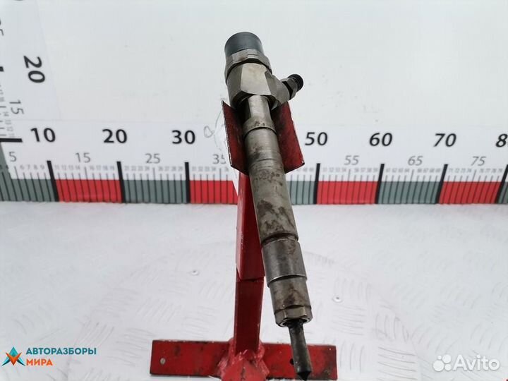 Форсунка Chrysler PT Cruiser 2002 05137257AB