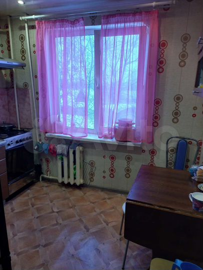 Комната 38 м² в 2-к., 2/5 эт.