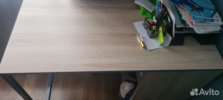 Письменный стол для школьника бу