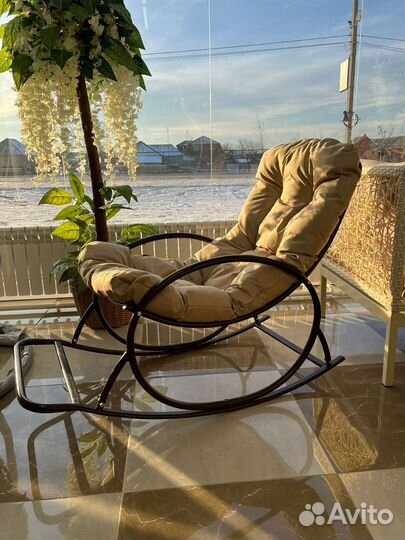 Кресло качалка. Есть доставка в любую точку