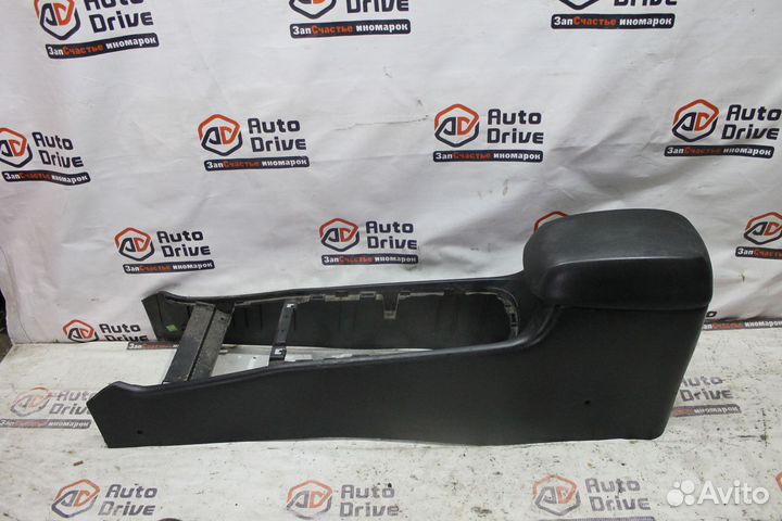 Hyundai Sonata EF Подлокотник