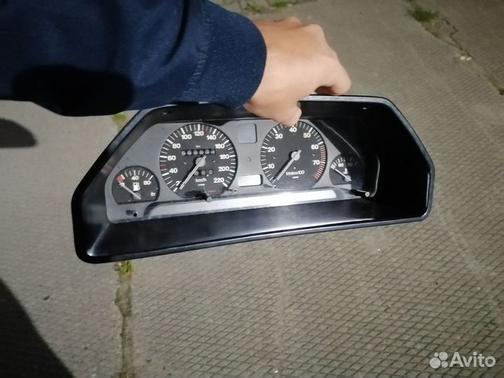 Приборная панель ауди 100 с3 44