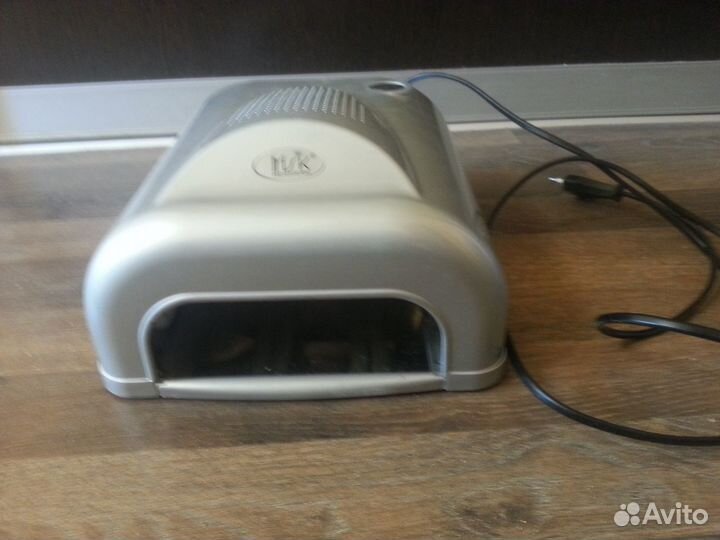 Ультрафиолетовая лампа