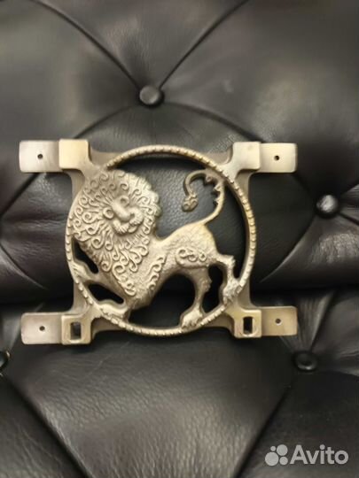 Металлические фигуры львов СССР