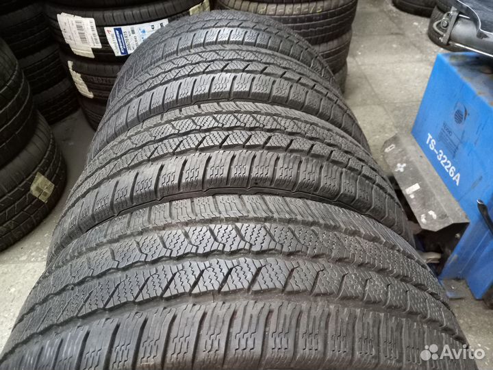 Continental VanContact Winter 215/60 R16C 101T