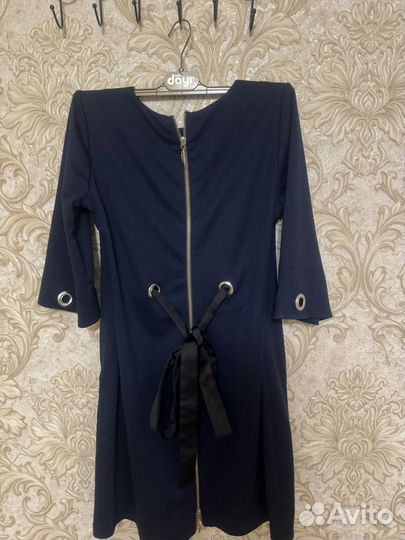 Нарядное платье