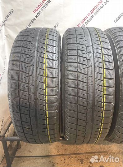 Bridgestone Blizzak VRX 215/60 R17 100W