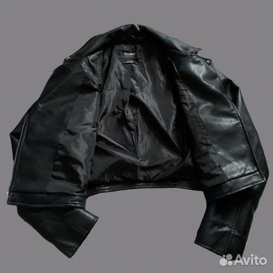 Кожаная куртка pull&bear