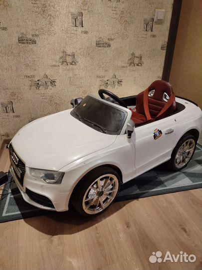 Электромобиль бу Audi rs5