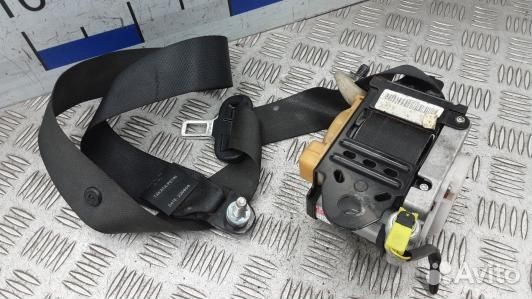 Ремень безопасности с пиропатроном сиденья передне