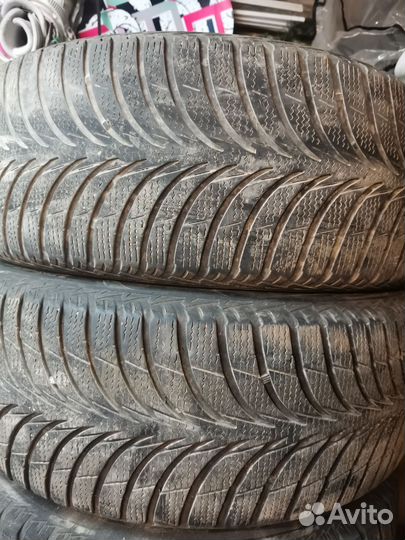Goodyear Cargo Ultra Grip 215/55 R17