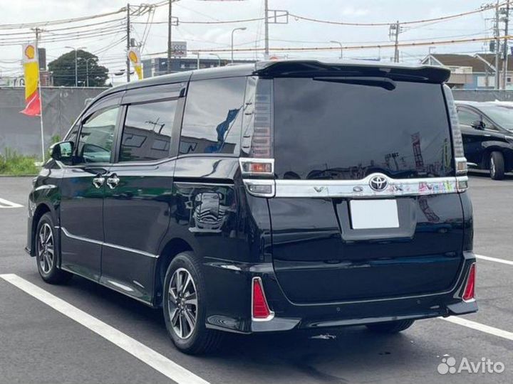 Toyota Voxy 2.0 CVT, 2020, 56 000 км